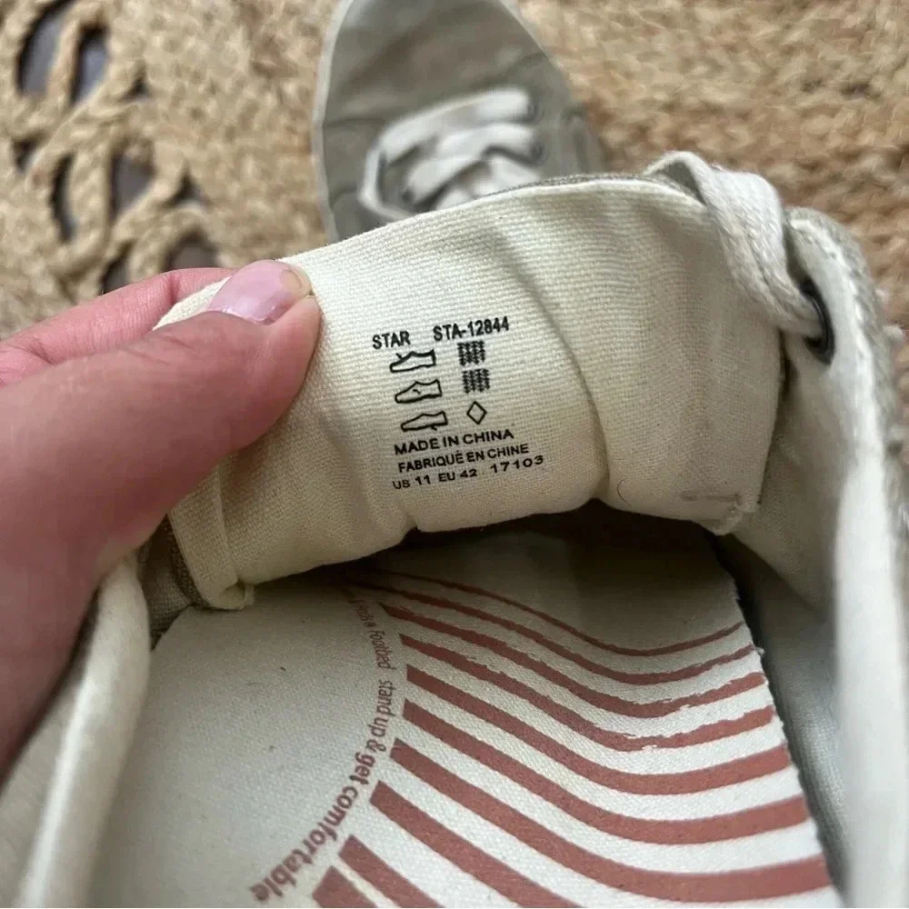 Taos Women's 11 Star Khaki Wash Low Top Canvas Sneakers Lace Up Casual Shoes